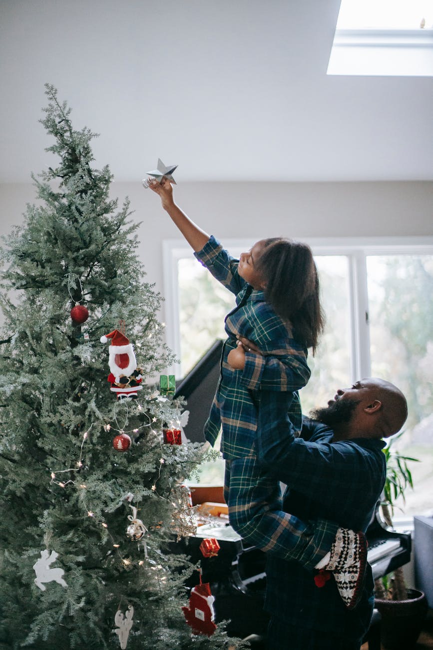 5 creative Holiday traditions to try this year